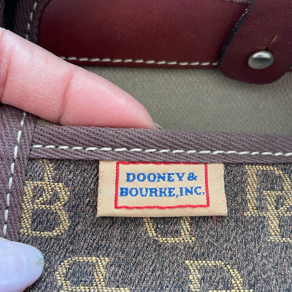 Dooney&Bourke Bag - Picture 10 of 11